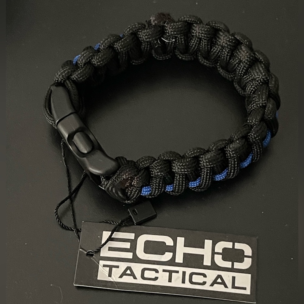 THIN BLUE LINE POLICE PARACORD BRACELET NWT